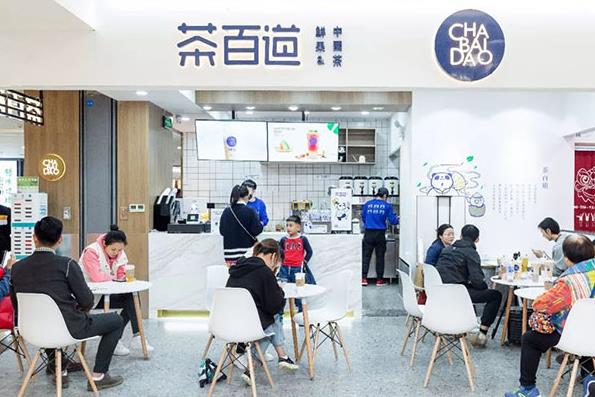 2021年奶茶店赚钱吗？完美对战平台加盟店日均销售额多少？
